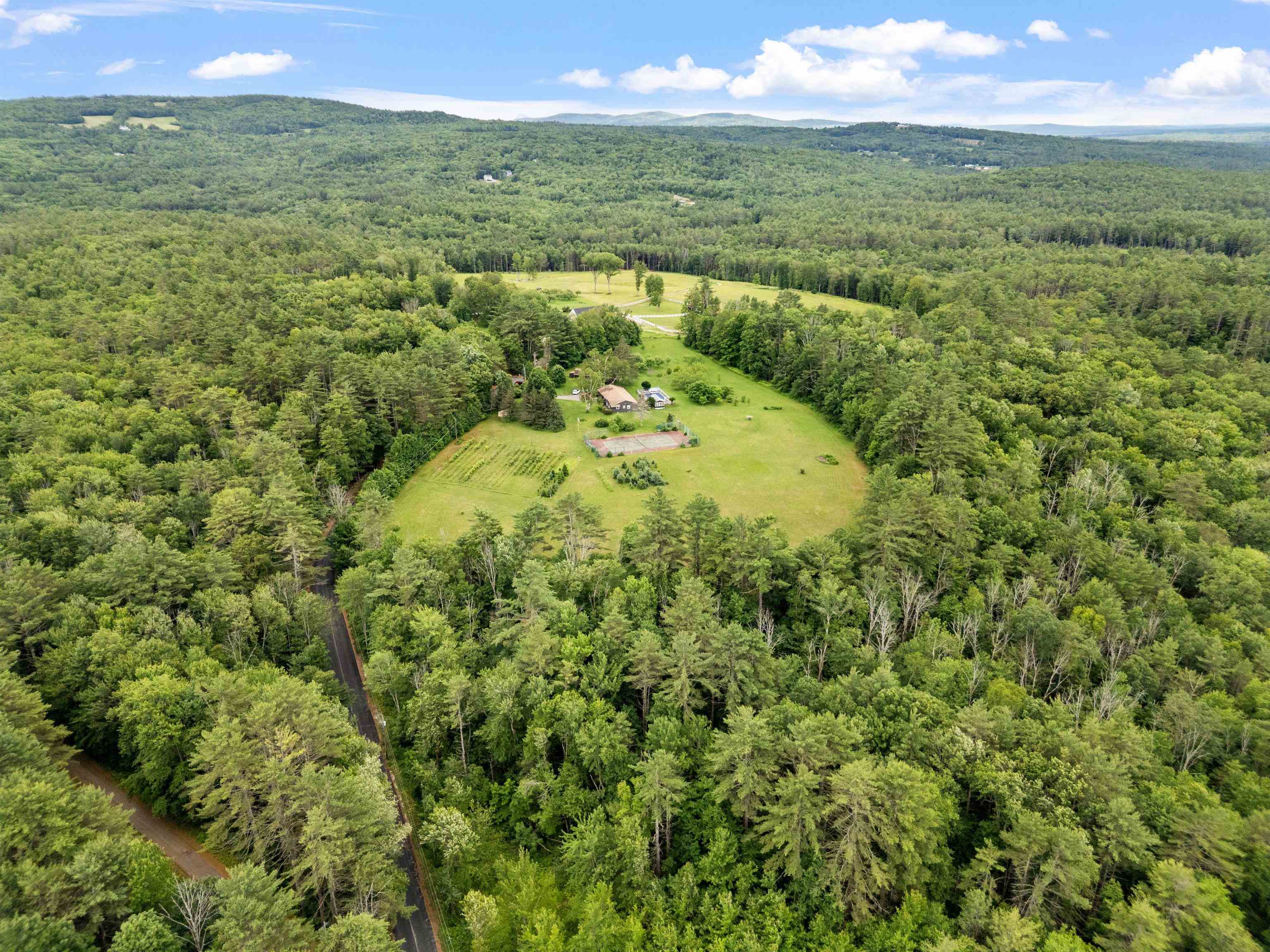 51 Swett Road Pittsfield, NH 03263 - Photo 26 of 53