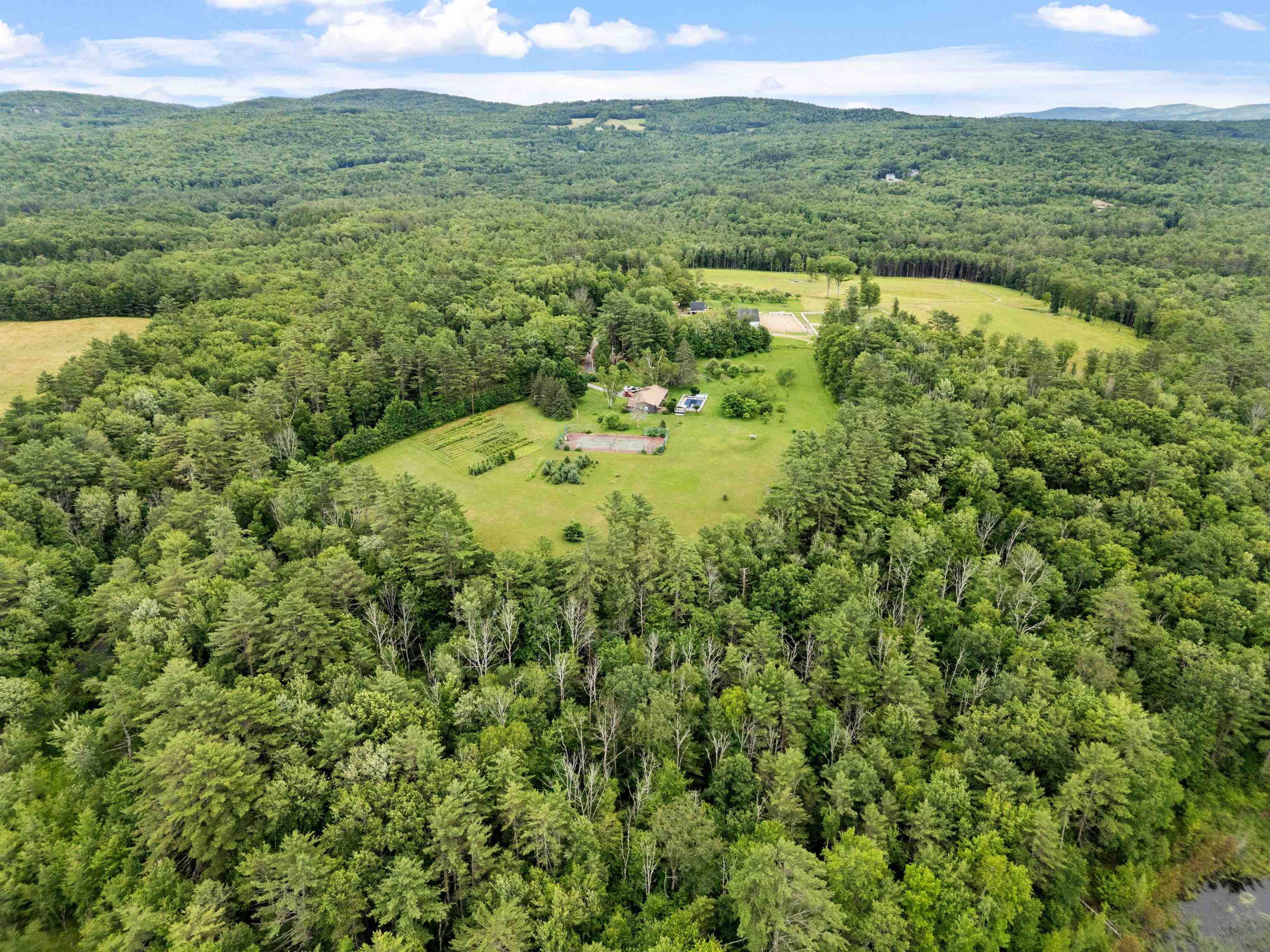 51 Swett Road Pittsfield, NH 03263 - Photo 27 of 53
