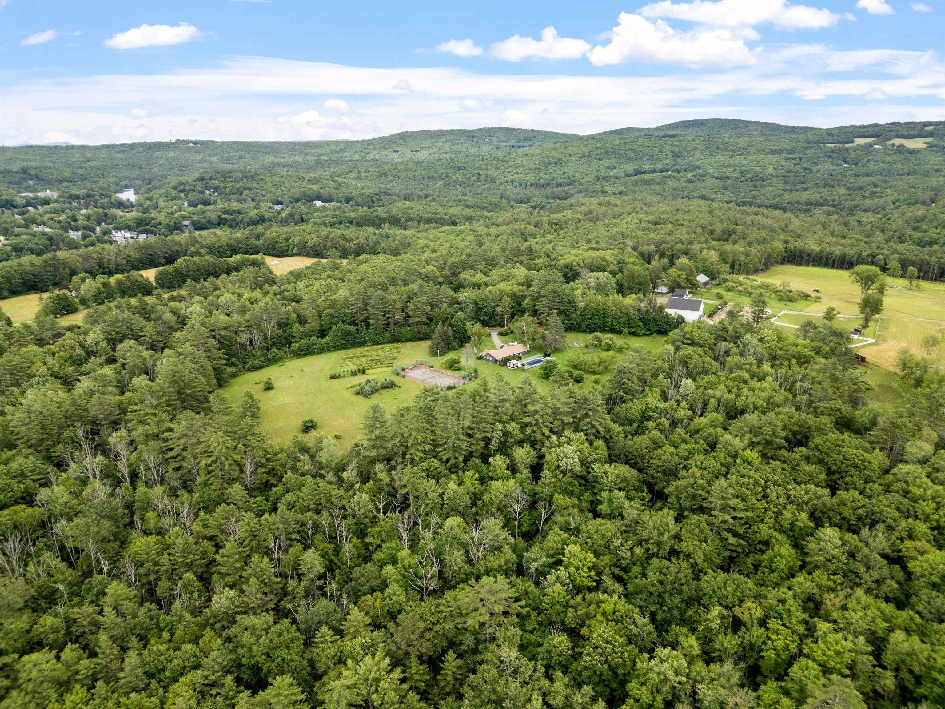 51 Swett Road Pittsfield, NH 03263 - Photo 29 of 53