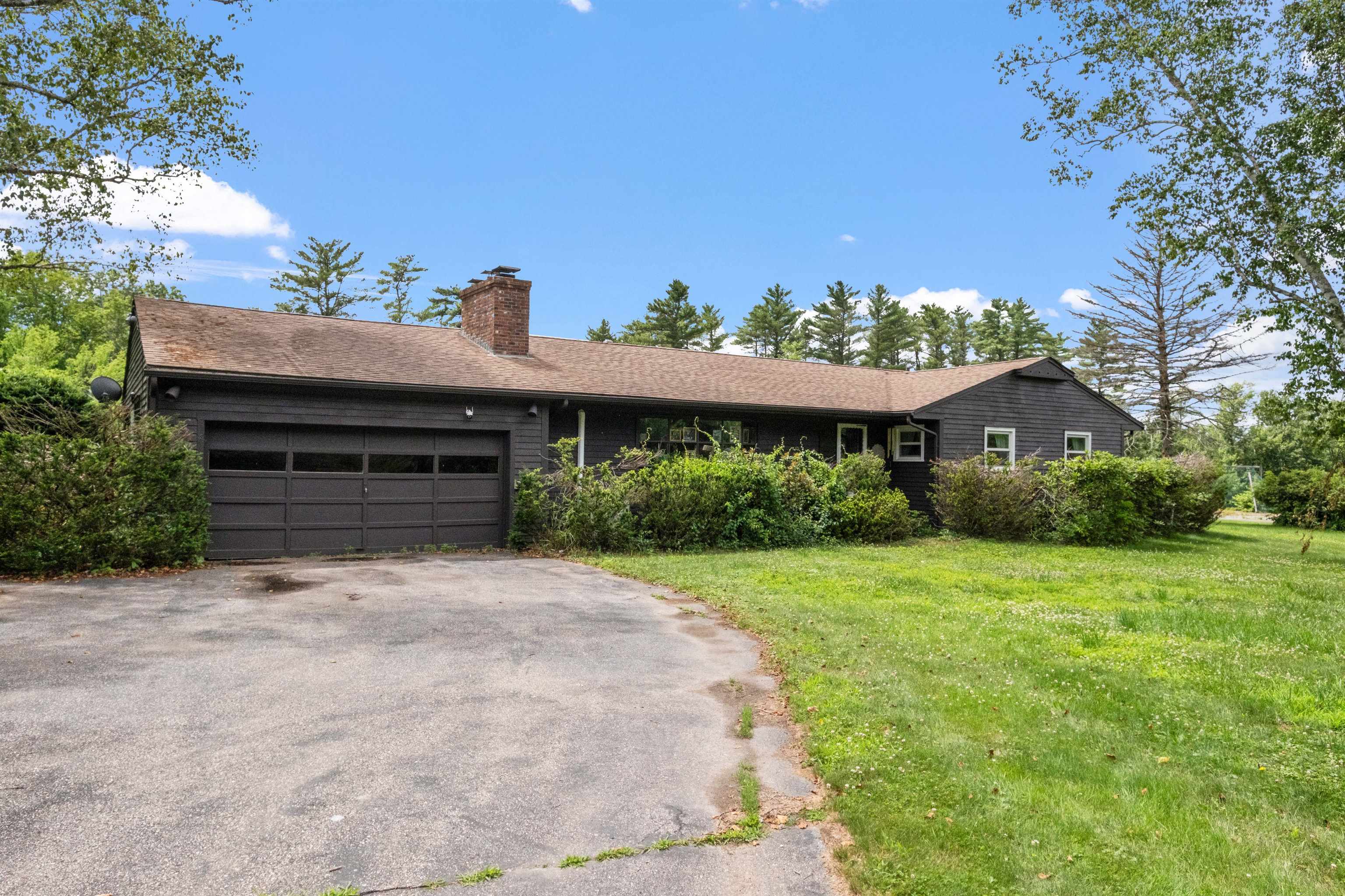 51 Swett Road Pittsfield, NH 03263 - Photo 3 of 53
