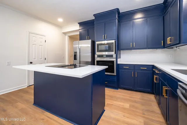 $383,000 | 217 Bayview Drive, Madison, MS 39110