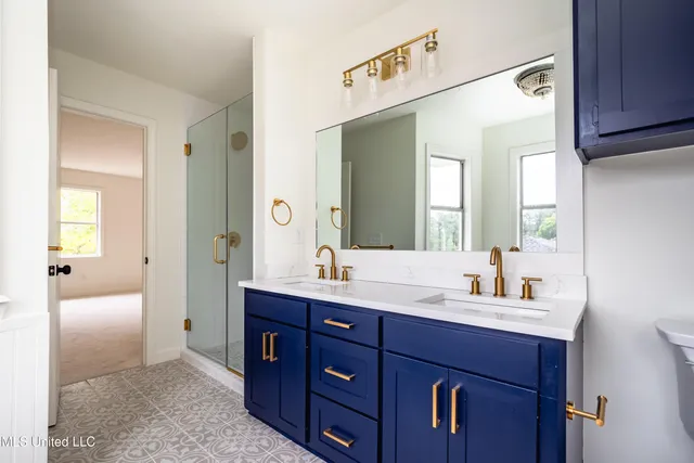 $383,000 | 217 Bayview Drive, Madison, MS 39110