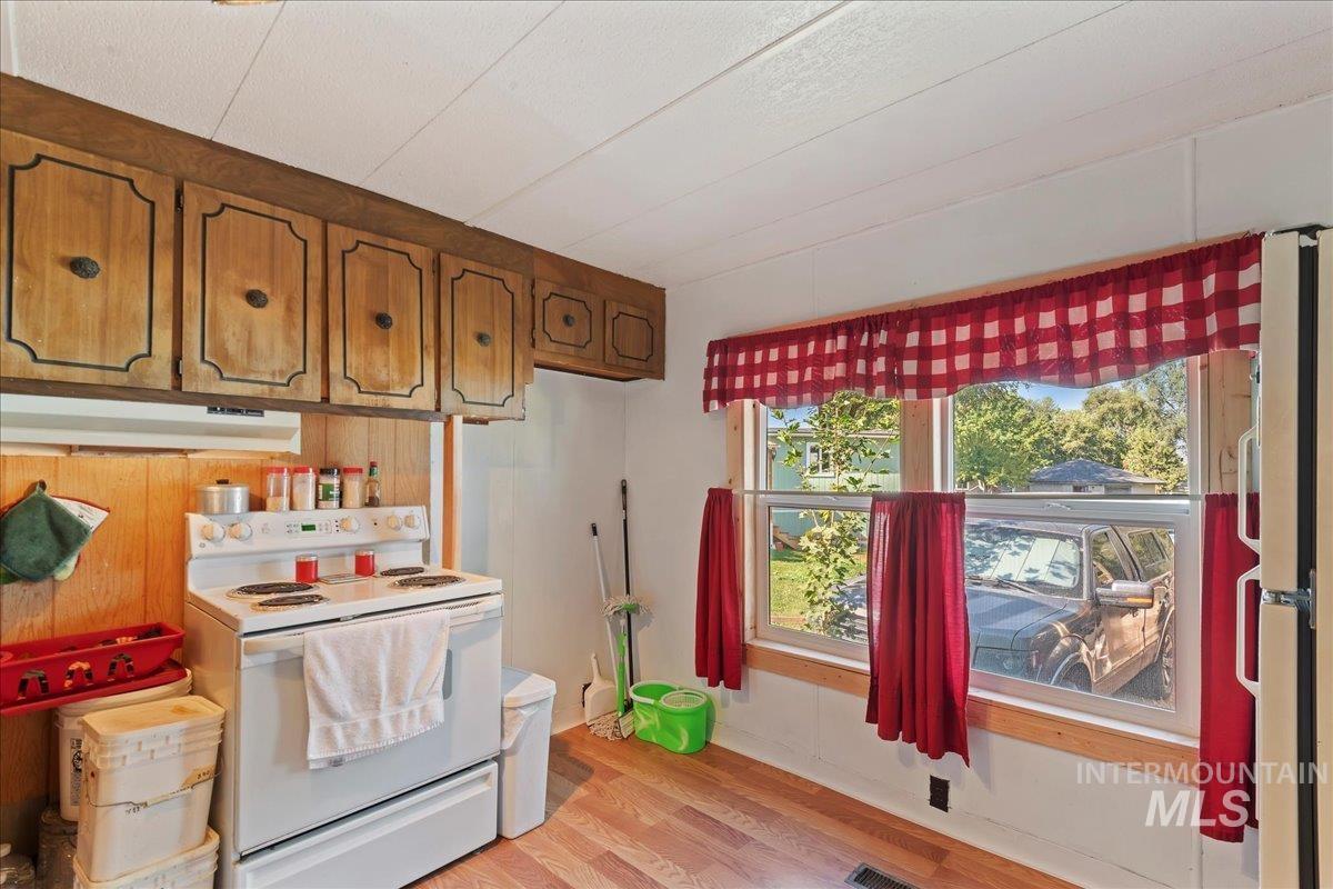 15881 Purple Sage Road, Unit 15 Caldwell, ID 83607 - Photo 10 of 22