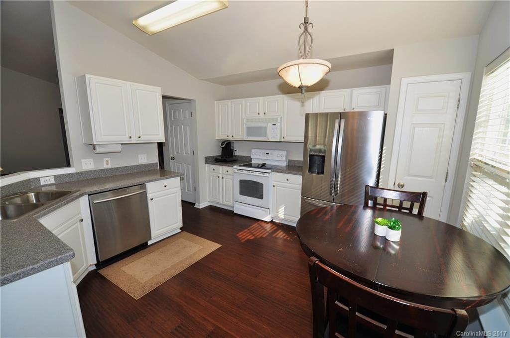 9236 Culcairn Road Huntersville, NC 28078 - Photo 4 of 20 Gallery Image 4