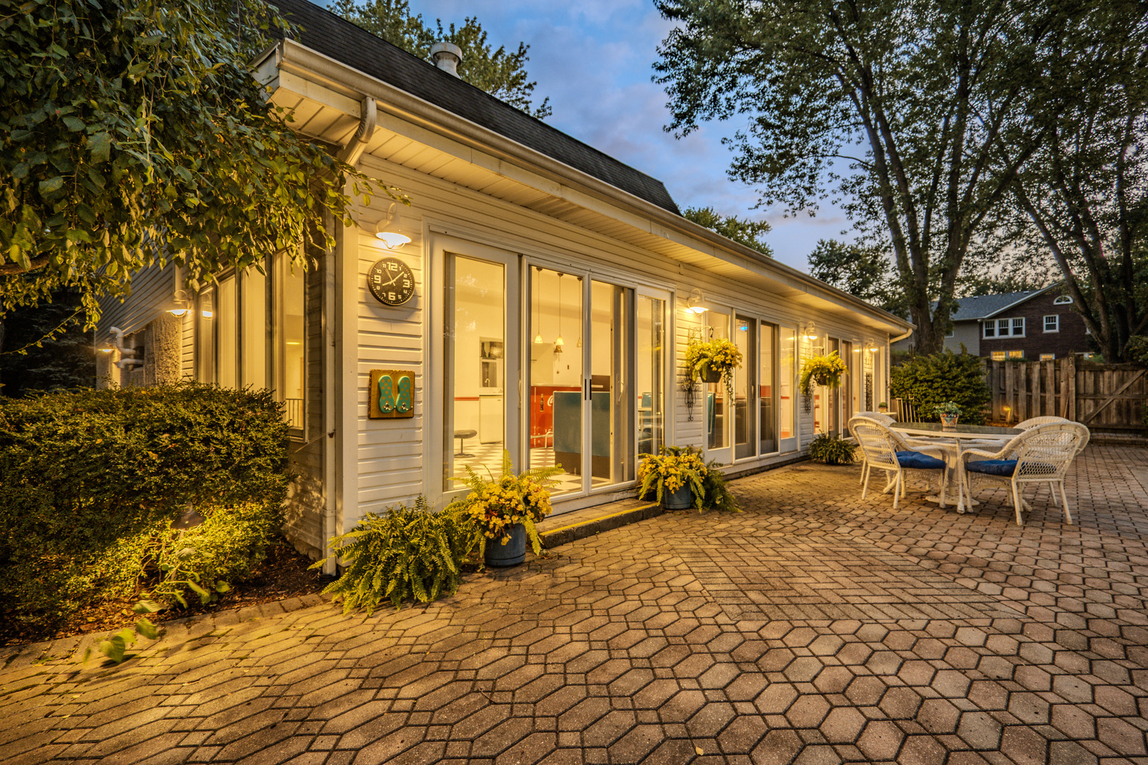 1530 Kaneville Road Geneva, IL 60134 - Photo 37 of 60 a view of a lounge chairs in the patio