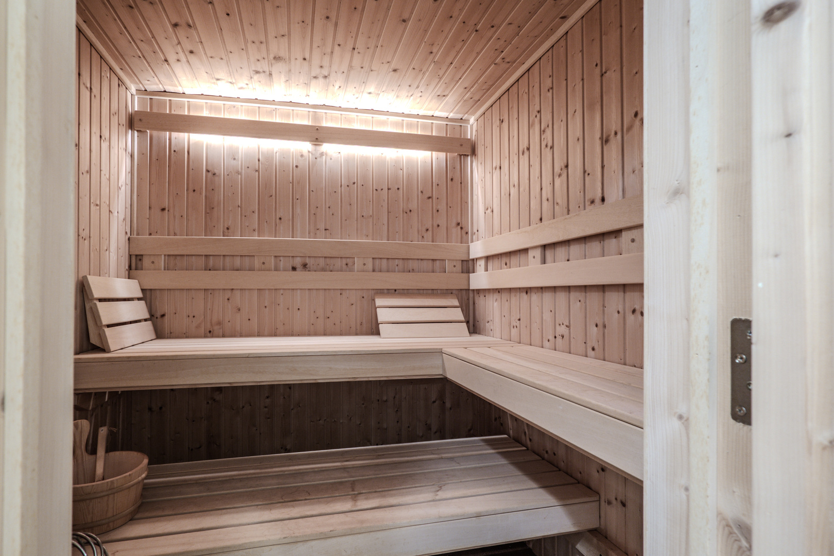 1530 Kaneville Road Geneva, IL 60134 - Photo 42 of 60 a view of walk in closet with empty racks