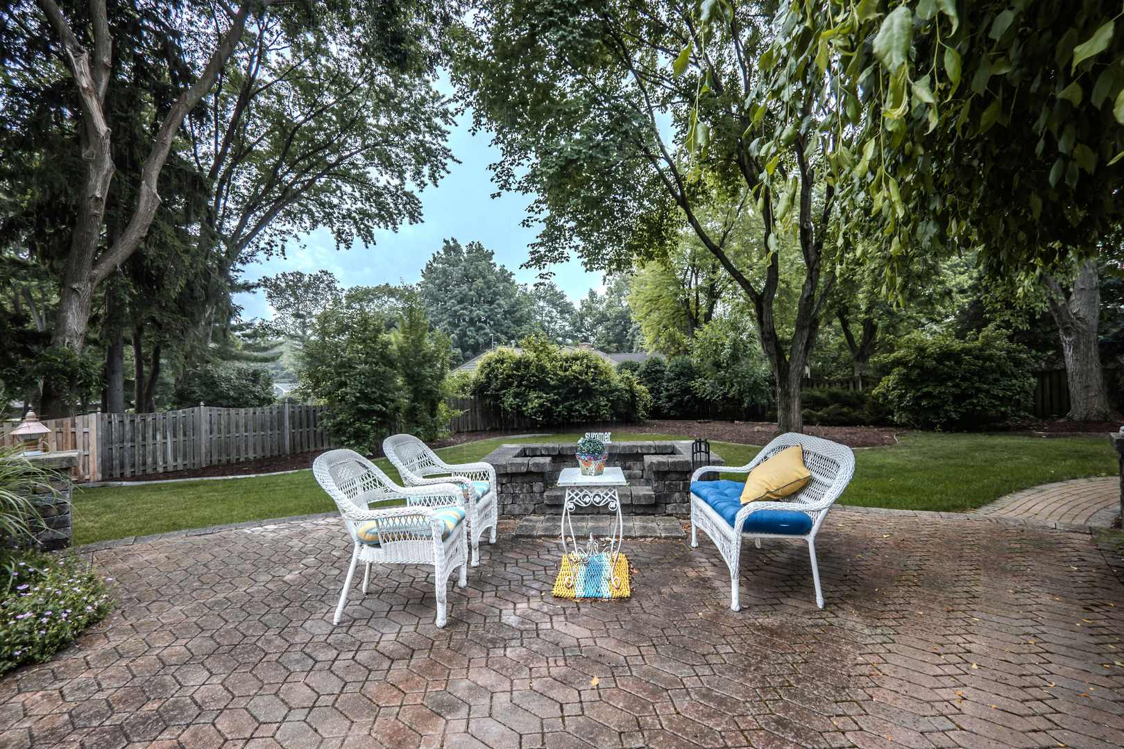 1530 Kaneville Road Geneva, IL 60134 - Photo 49 of 60 a view of a chairs and table in patio of the backyard