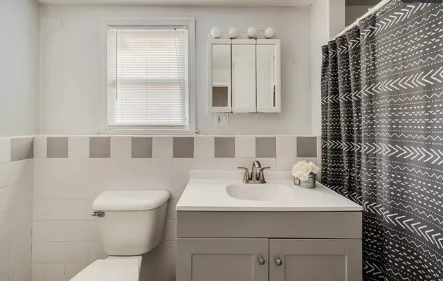 $4,200 | 11 Boyden Street, Unit 1, Brockton, MA 02302