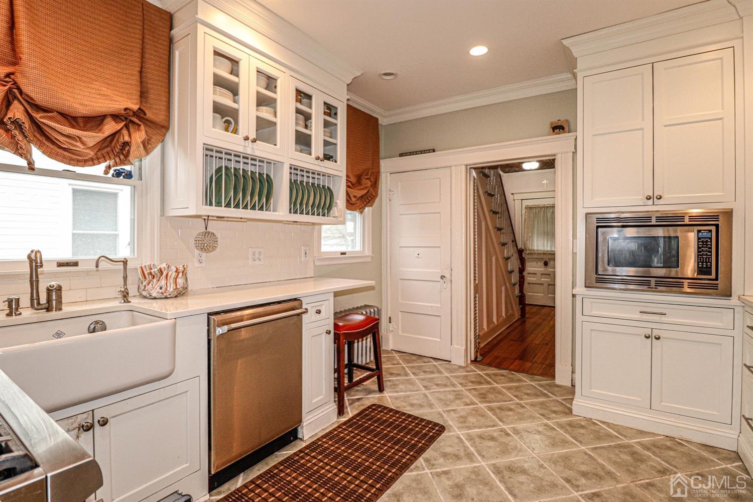 60 Riva Avenue Milltown, NJ 08850 - Photo 5 of 23 Gallery Image 5