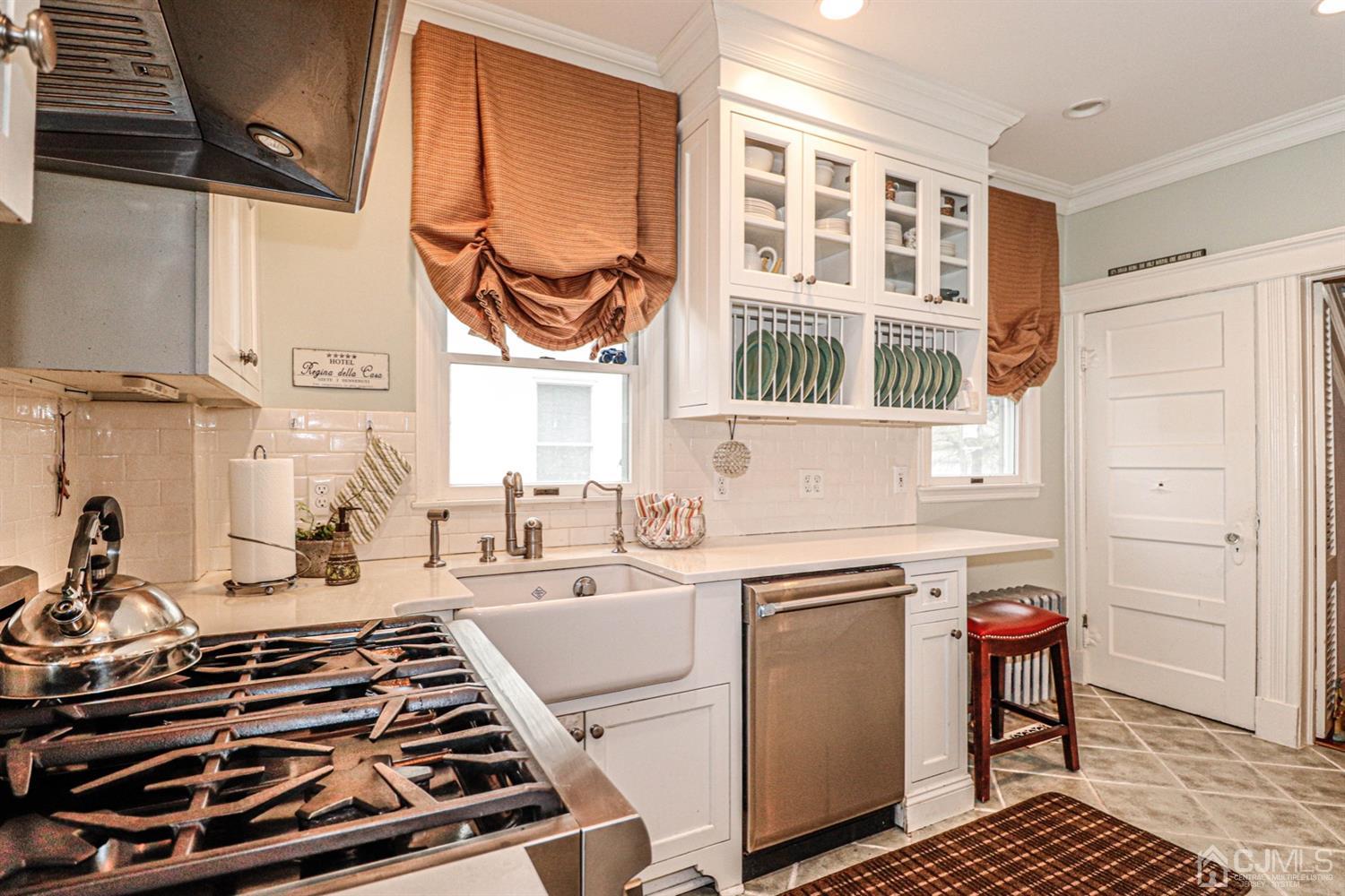 60 Riva Avenue Milltown, NJ 08850 - Photo 8 of 23 Gallery Image 8