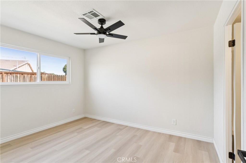 4063 Honeysuckle Street Riverside, CA 92501 - Photo 20 of 28