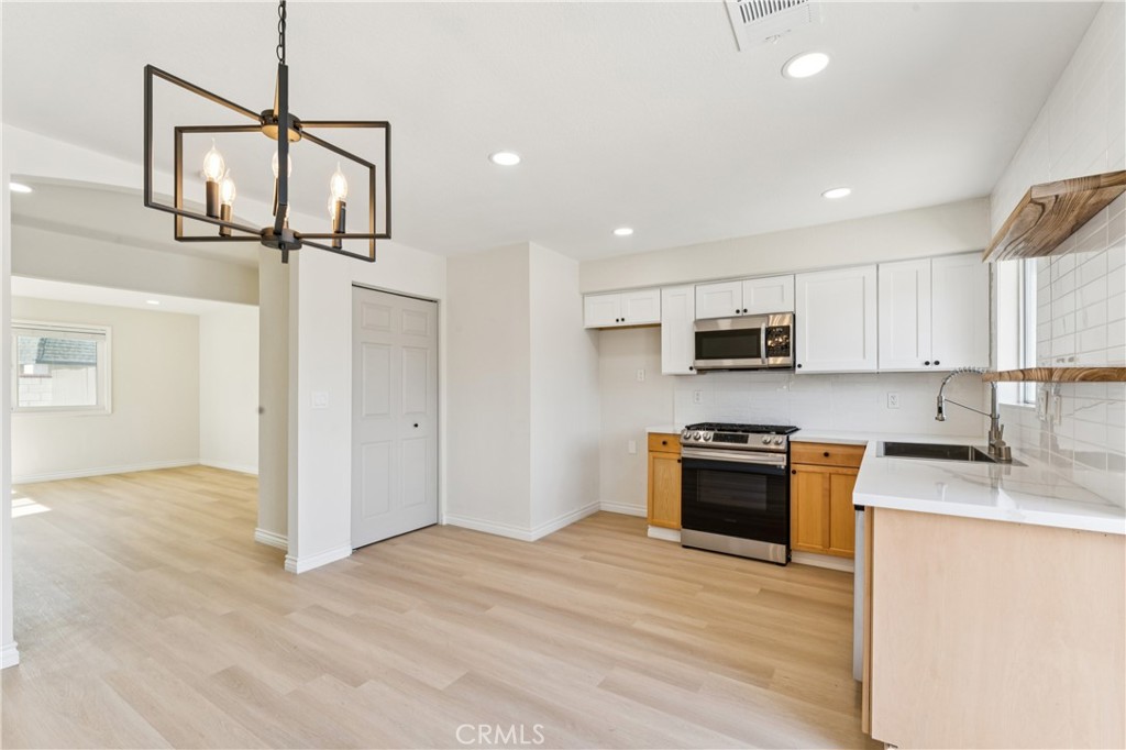 4063 Honeysuckle Street Riverside, CA 92501 - Photo 10 of 28