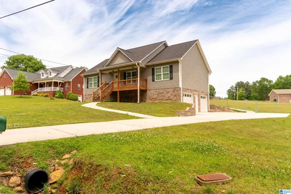 $282,000 | 3801 Humber Road, Dora, AL 35062