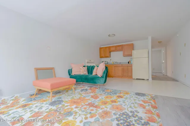 $1,300 | 53 Stay Road, Saugerties, NY 12477