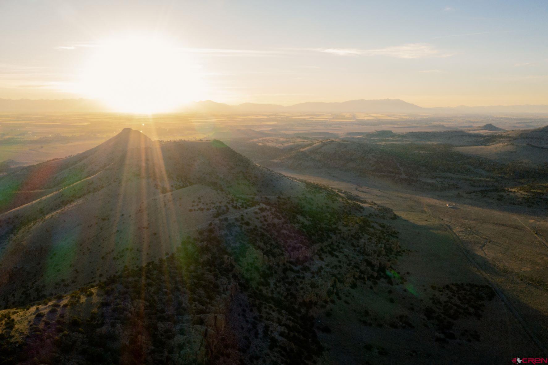 42 Wapiti Ridge Road Del Norte, CO 81132 - Photo 8 of 9 a view of an ocean and mountain