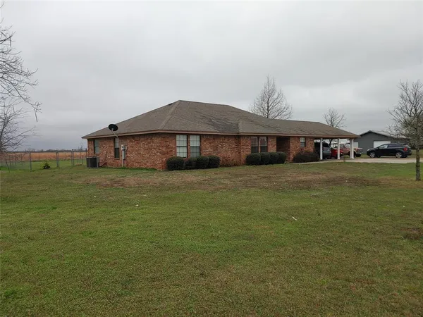 $387,500 | 84 County Road, Sumner, TX 75486