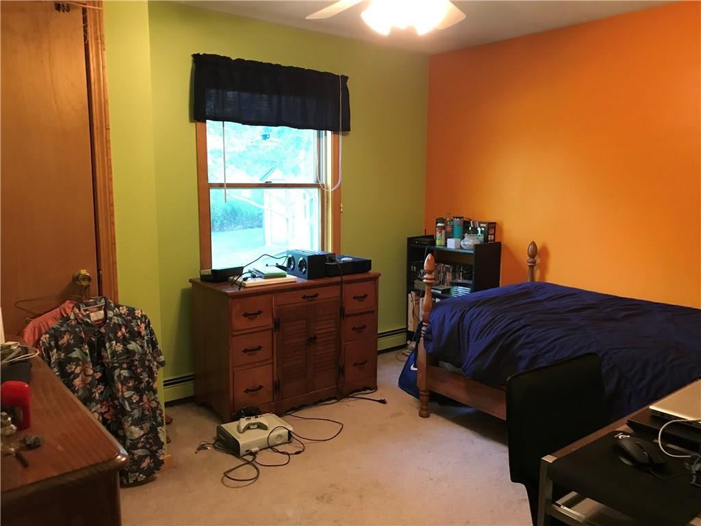 32 Masalin Road Lincolnville, ME 04849 - Photo 17 of 23 2nd bedroom