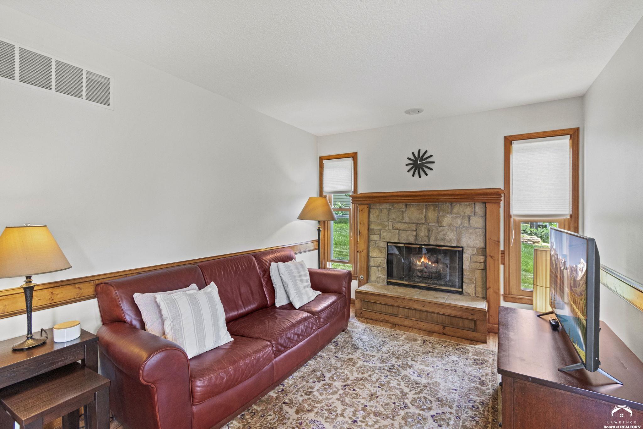 4509 Cedar Ridge Court Lawrence, KS 66049 - Photo 16 of 40