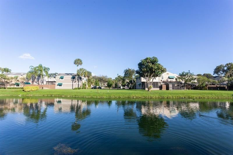 5200 Lake Loop Road Cooper City, FL 33330 - Photo 32 of 34 Photo 33