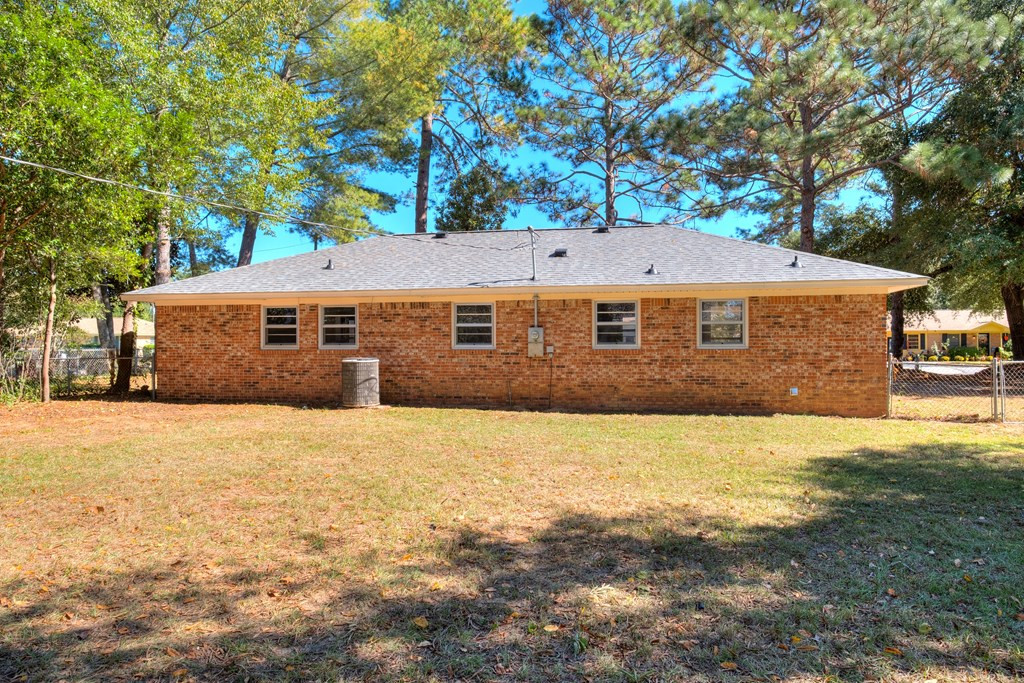 918 Clay Street Sumter, SC 29154 - Photo 5 of 24