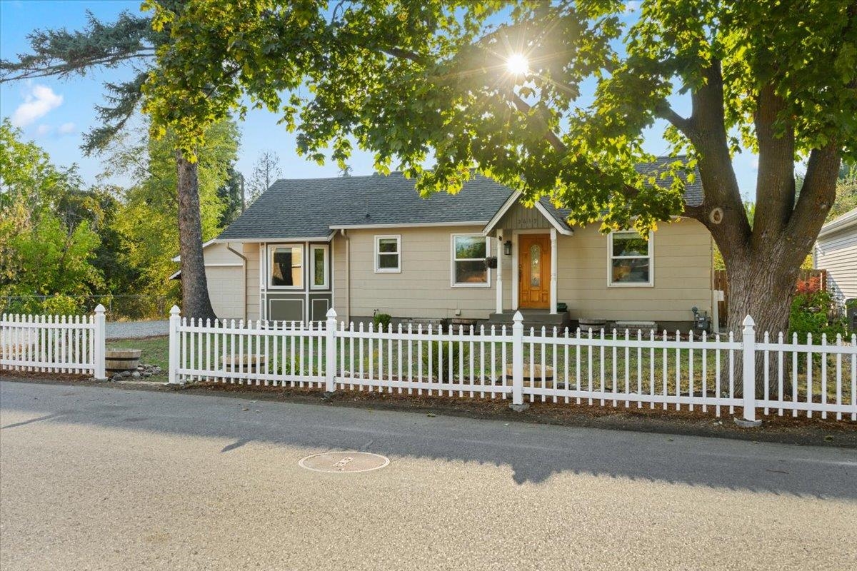 3417 North Elton Road Spokane Valley, WA 99212 - Photo 4 of 49 Gallery Image 4