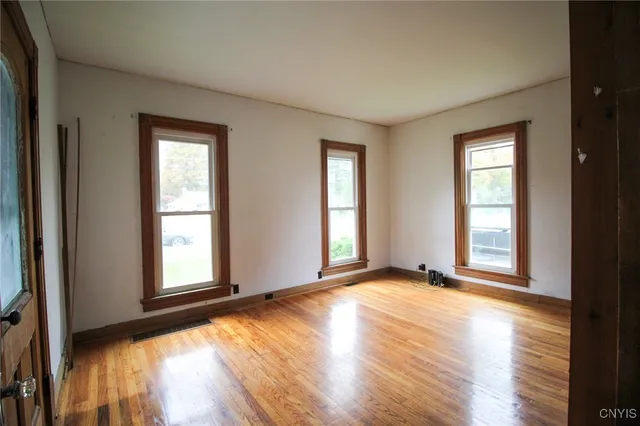 $164,900 | 34 West Main Street, Hamilton, NY 13332