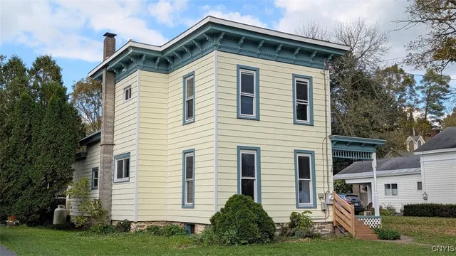 $164,900 | 34 West Main Street, Hamilton, NY 13332