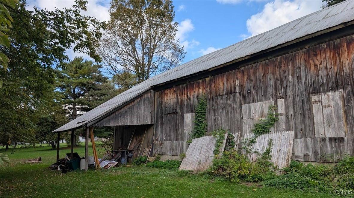 34 West Main Street Hamilton, NY 13332 - Photo 4 of 32