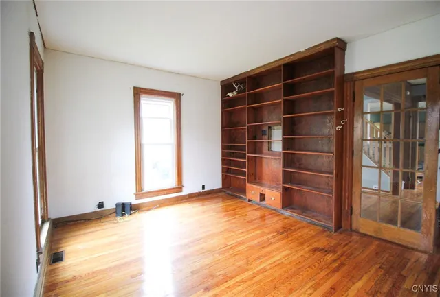 $164,900 | 34 West Main Street, Hamilton, NY 13332