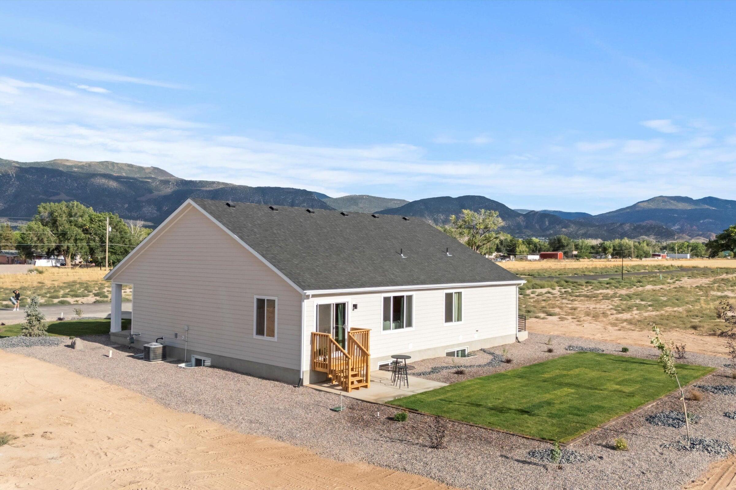 3930 North 350 West Enoch, UT 84721 - Photo 2 of 30 20250821194722892413000000-o