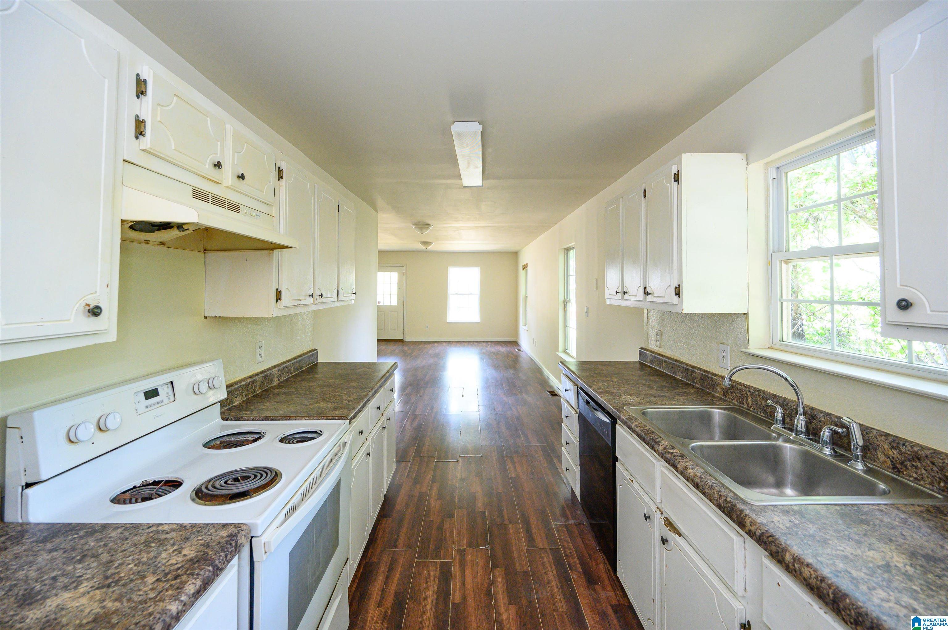 725 Fulton Avenue Birmingham, AL 35217 - Photo 4 of 28