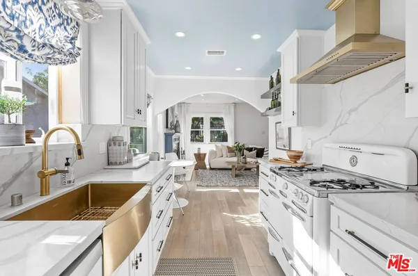$1,999,000 | 3552 Schaefer Street, Culver City, CA 90232