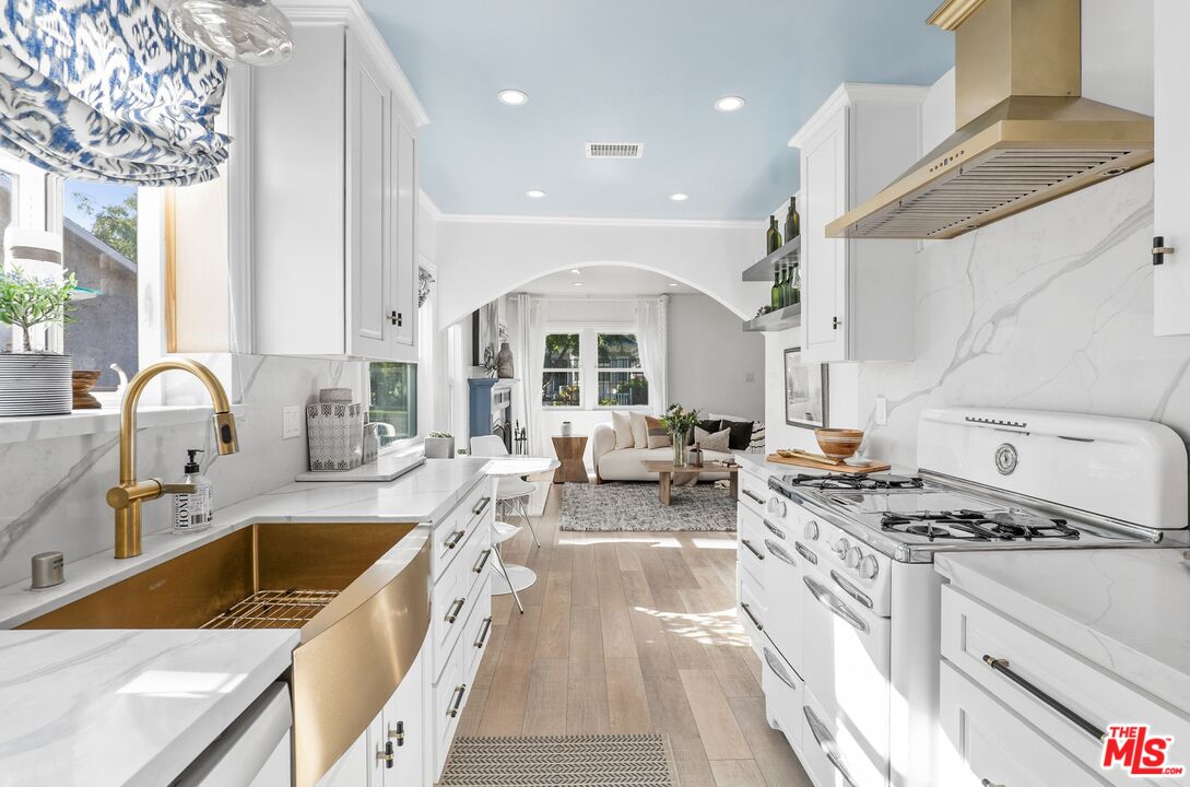 3552 Schaefer Street Culver City, CA 90232 - Photo 7 of 23