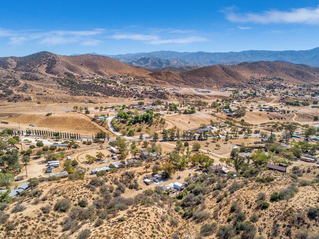 35269 Red Rover Mine Road Acton, CA 93510 - Photo 2 of 19