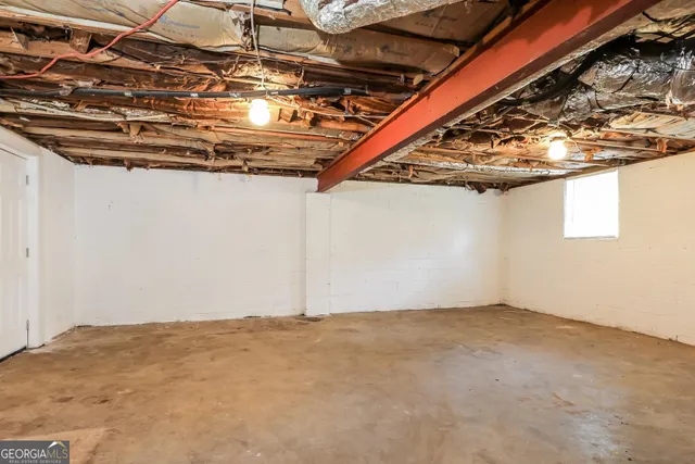 $1,470 | 833 Brian Lane, Forest Park, GA 30297