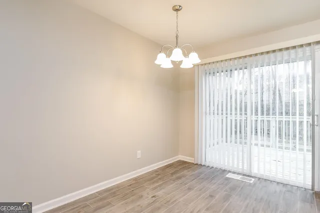 $1,470 | 833 Brian Lane, Forest Park, GA 30297