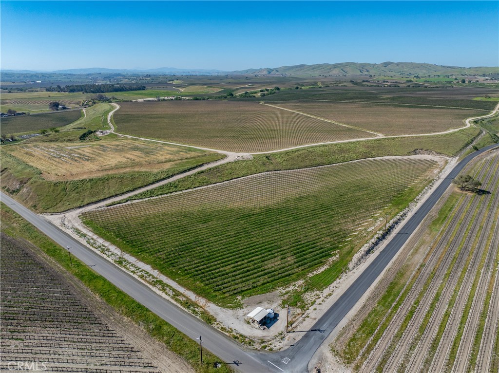 7310 Estrella Road San Miguel, CA 93451 - Photo 14 of 50