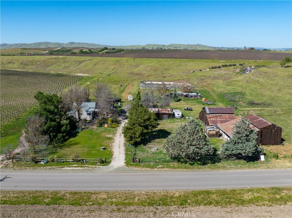 7310 Estrella Road San Miguel, CA 93451 - Photo 37 of 50