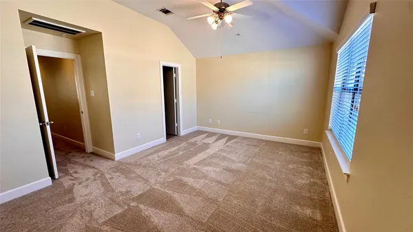 $1,925 | 2710 Hullsmith Drive, Unit 1203, Houston, TX 77063