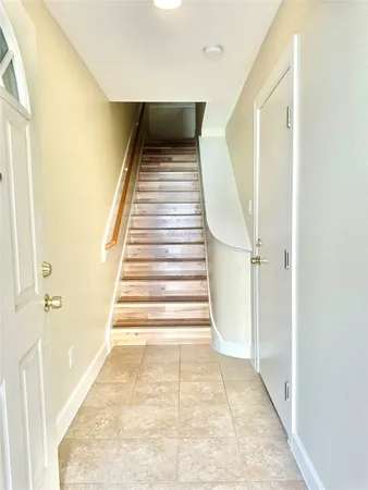 $1,925 | 2710 Hullsmith Drive, Unit 1203, Houston, TX 77063