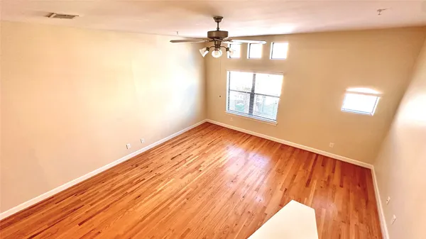 $1,925 | 2710 Hullsmith Drive, Unit 1203, Houston, TX 77063