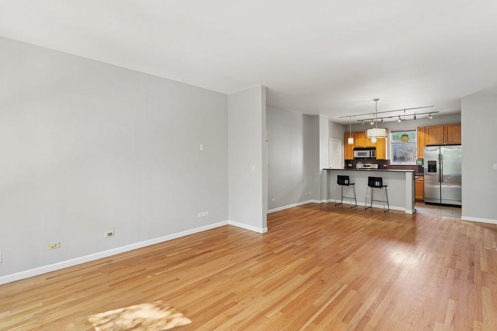 1500 South Halsted Street, Unit 2A Chicago, IL 60607 - Photo 12 of 40 Gallery Image 12