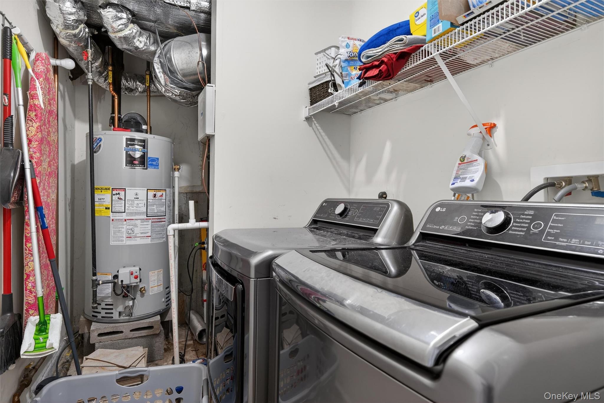 32 Peter Turner Road Monroe, NY 10950 - Photo 34 of 42 a utility room with dryer and washer