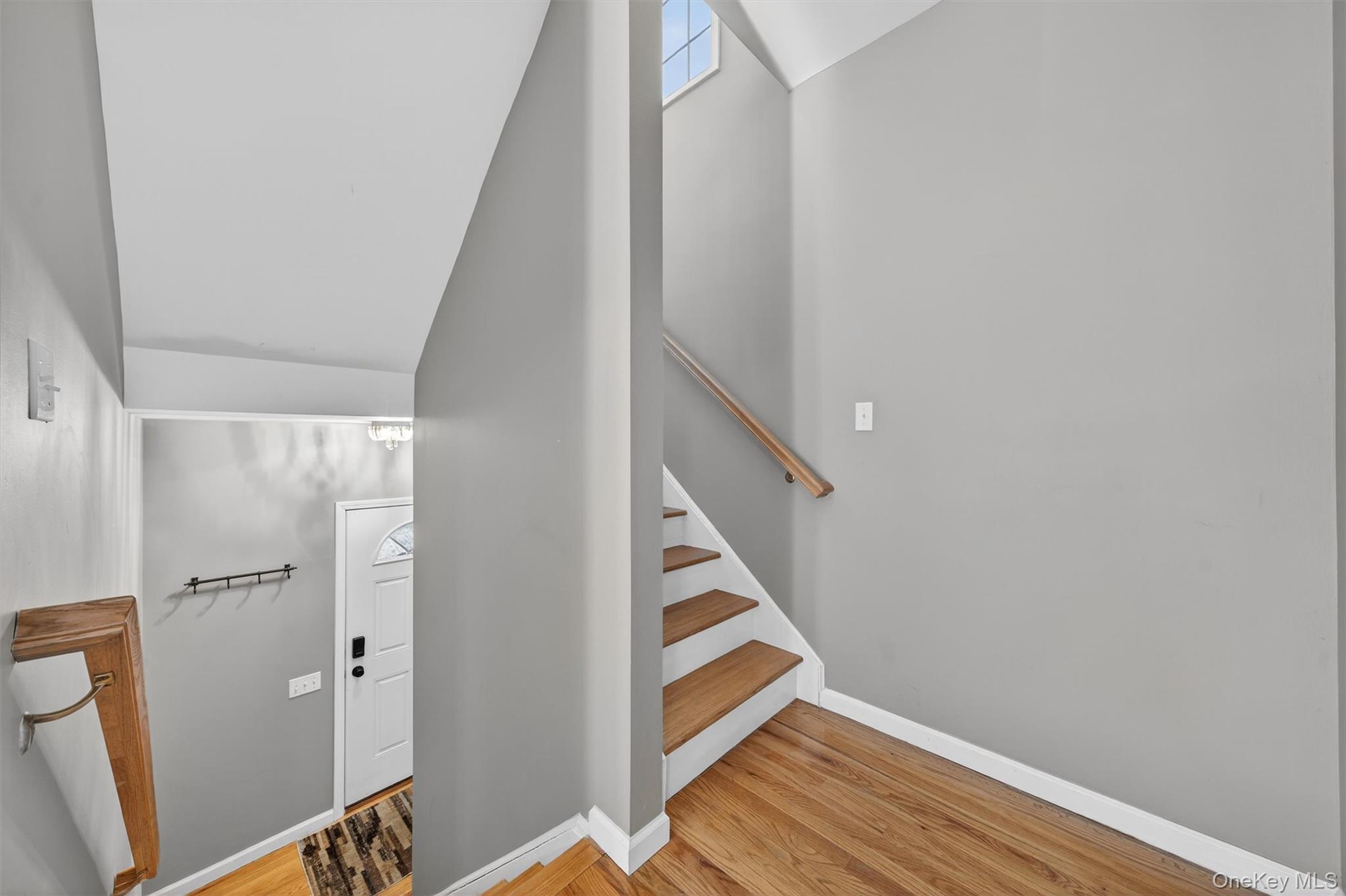 32 Peter Turner Road Monroe, NY 10950 - Photo 5 of 42 a view of an entryway with wooden floor