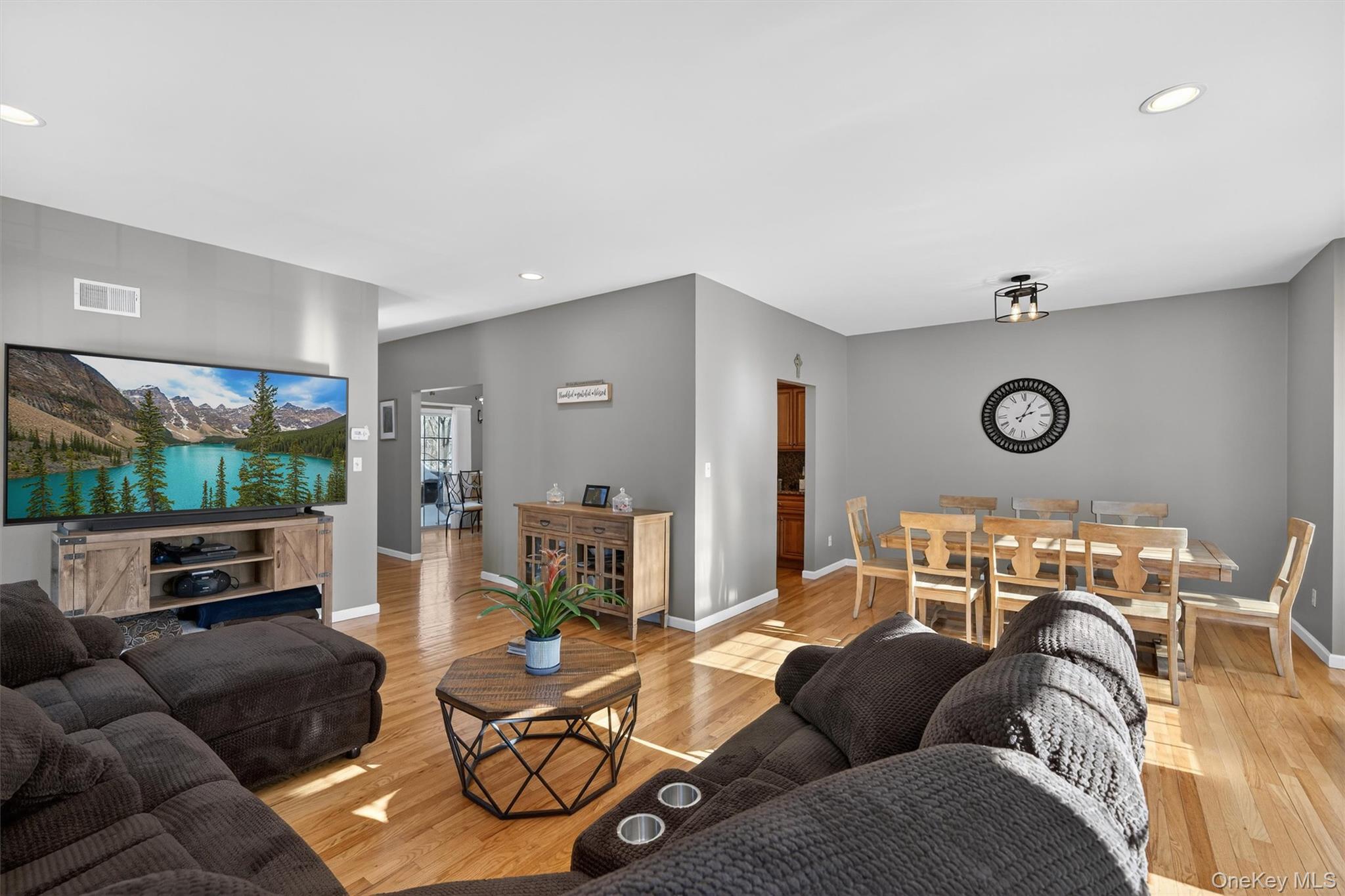 32 Peter Turner Road Monroe, NY 10950 - Photo 9 of 42 a living room with furniture and a flat screen tv