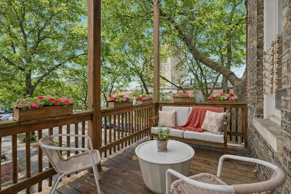 $399,000 | 1056 North Leavitt Street, Unit 2R, Chicago, IL 60622
