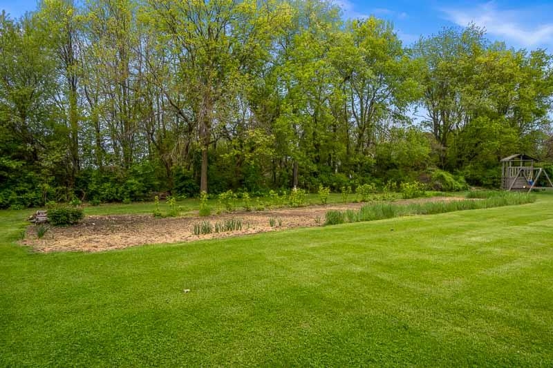 8833 West Ridge Drive Belvidere, IL 61008 - Photo 10 of 65