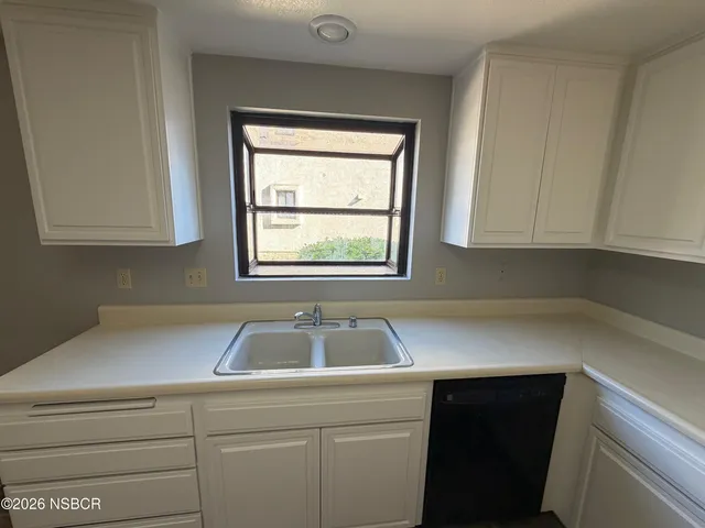 $309,000 | 1410 West Apricot Avenue, Lompoc, CA 93436