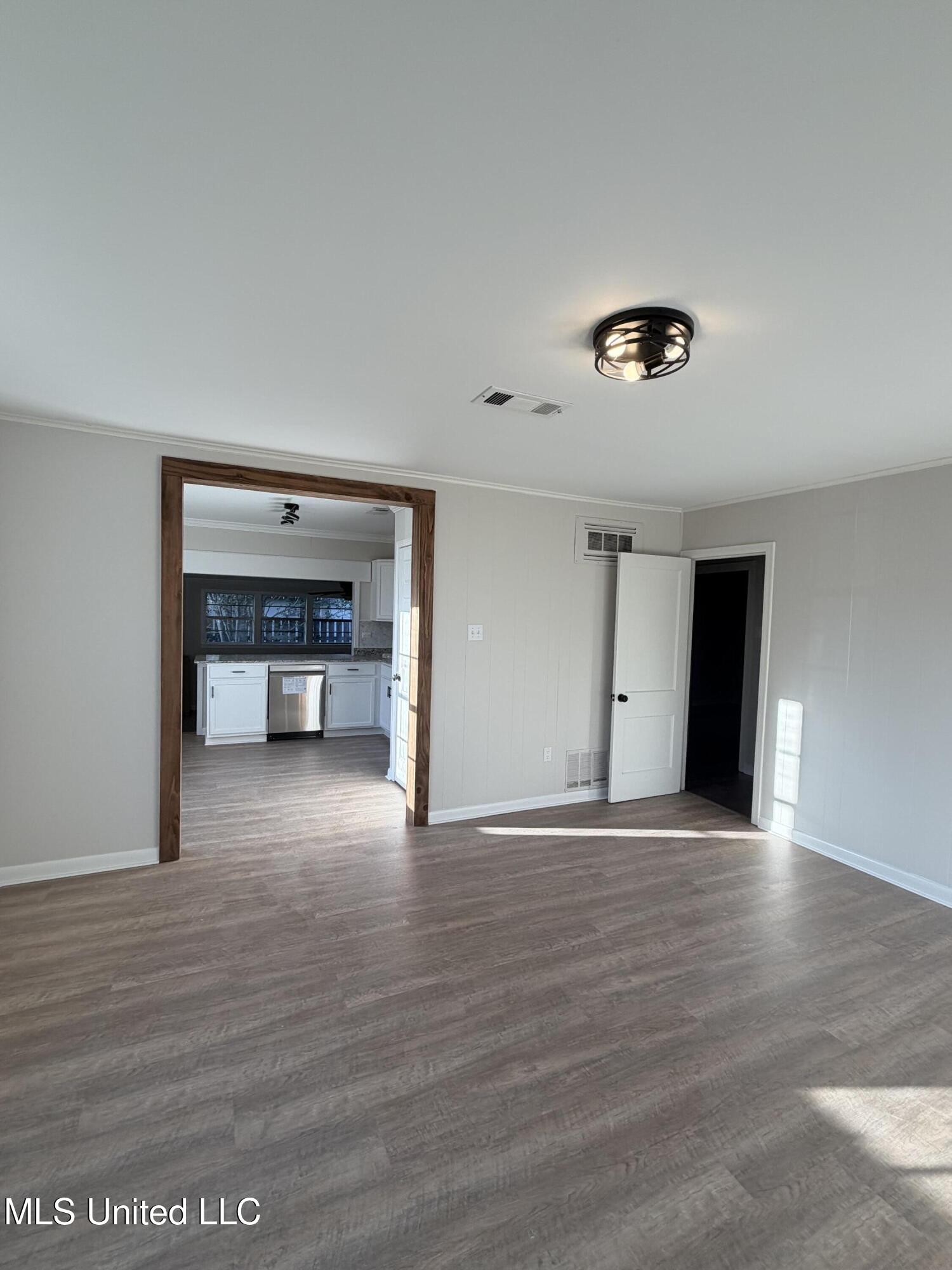 3 Maplewood Lane Natchez, MS 39120 - Photo 3 of 19 IMG_0278