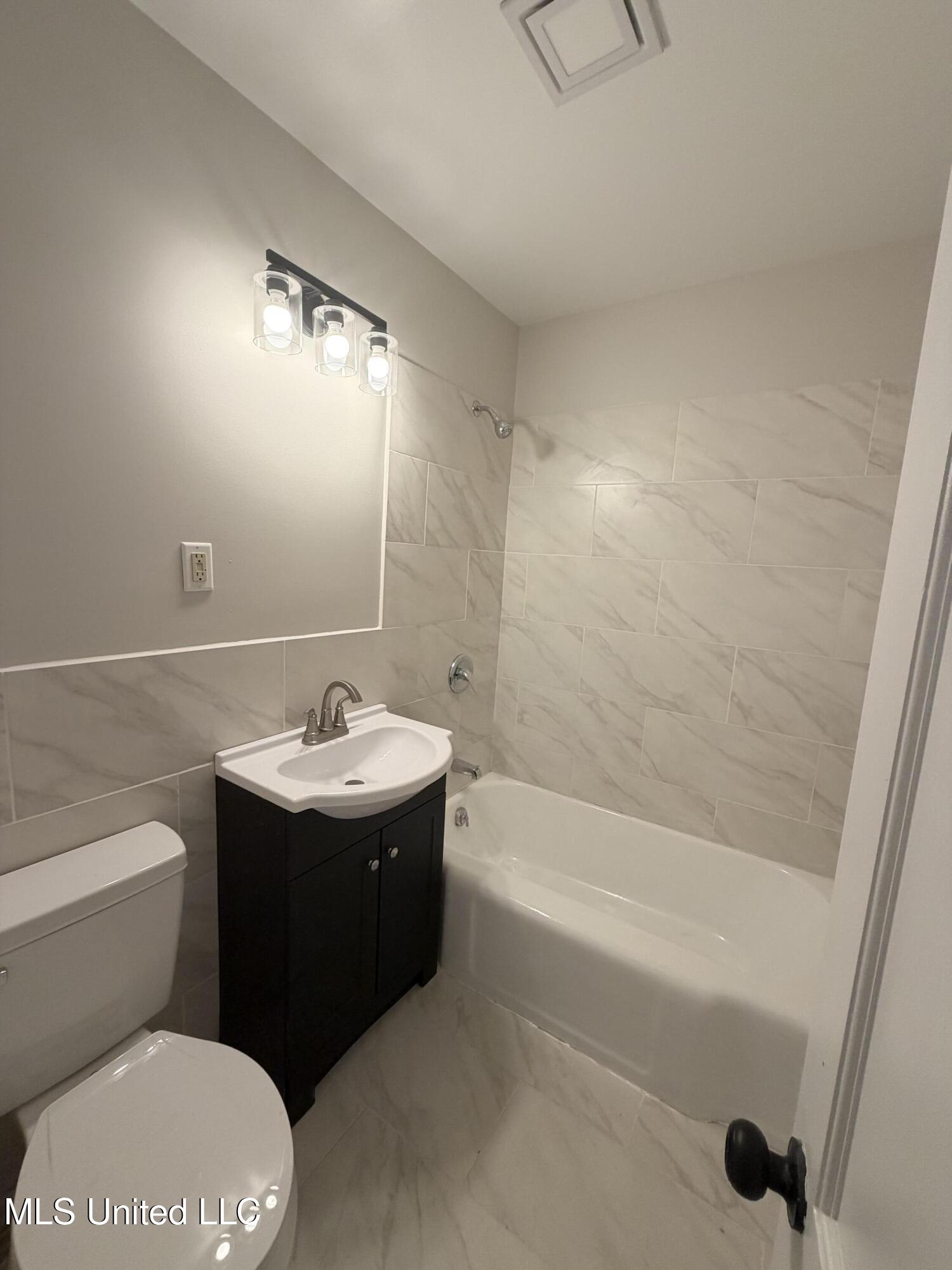 3 Maplewood Lane Natchez, MS 39120 - Photo 8 of 18 IMG_0296